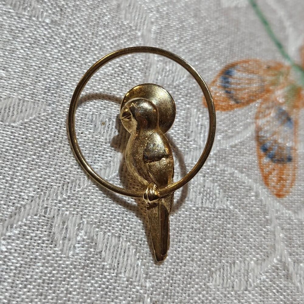 vintage boho bird gold tone brooch Avon